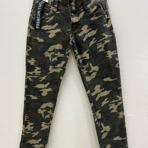 HOT KISS‎ Get The Lift Skinny Camo Stretch Jeans Women’s Jr Size 7